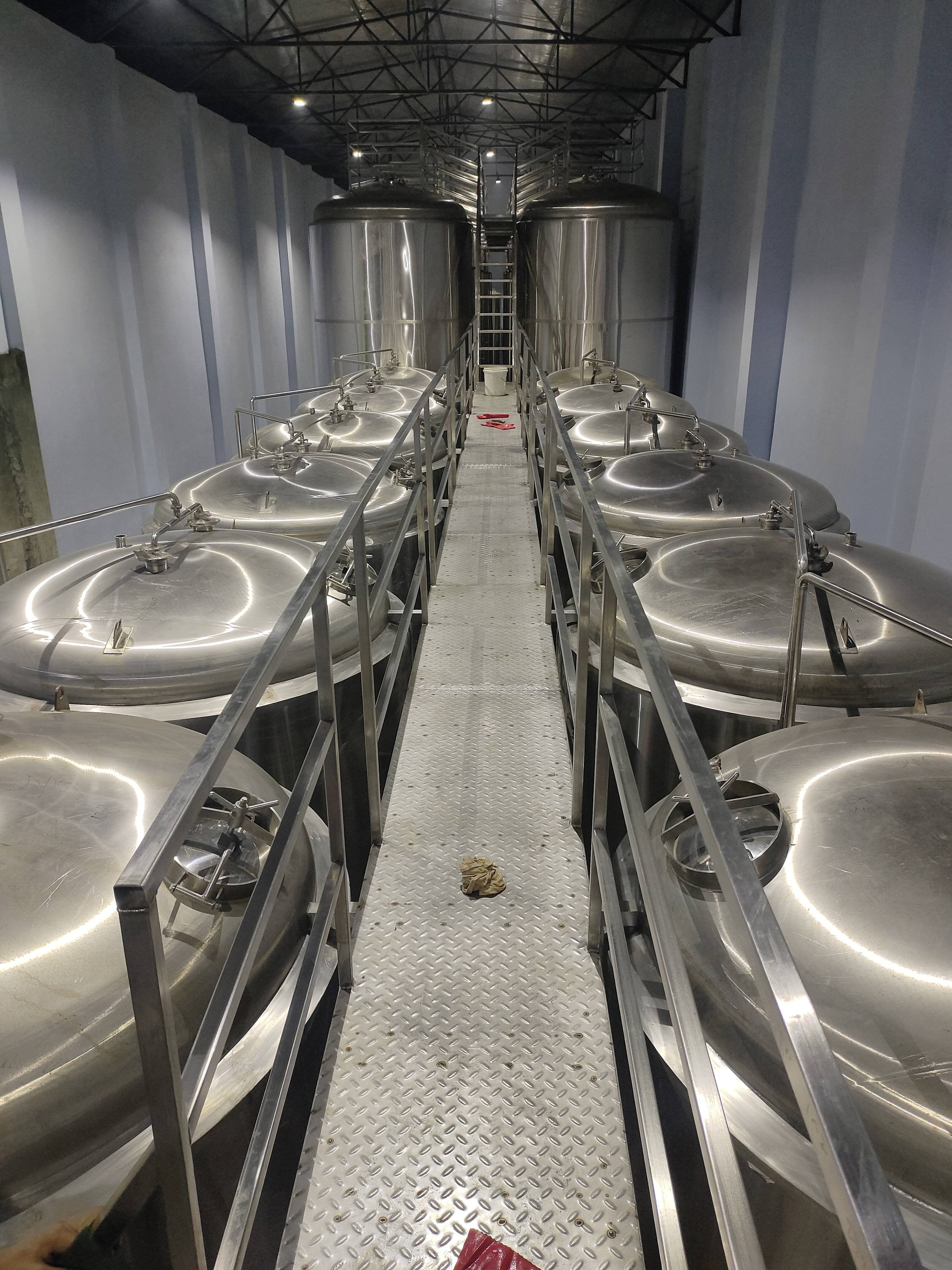 啤酒设备厂家告诉你关于啤酒设备的一些秘密