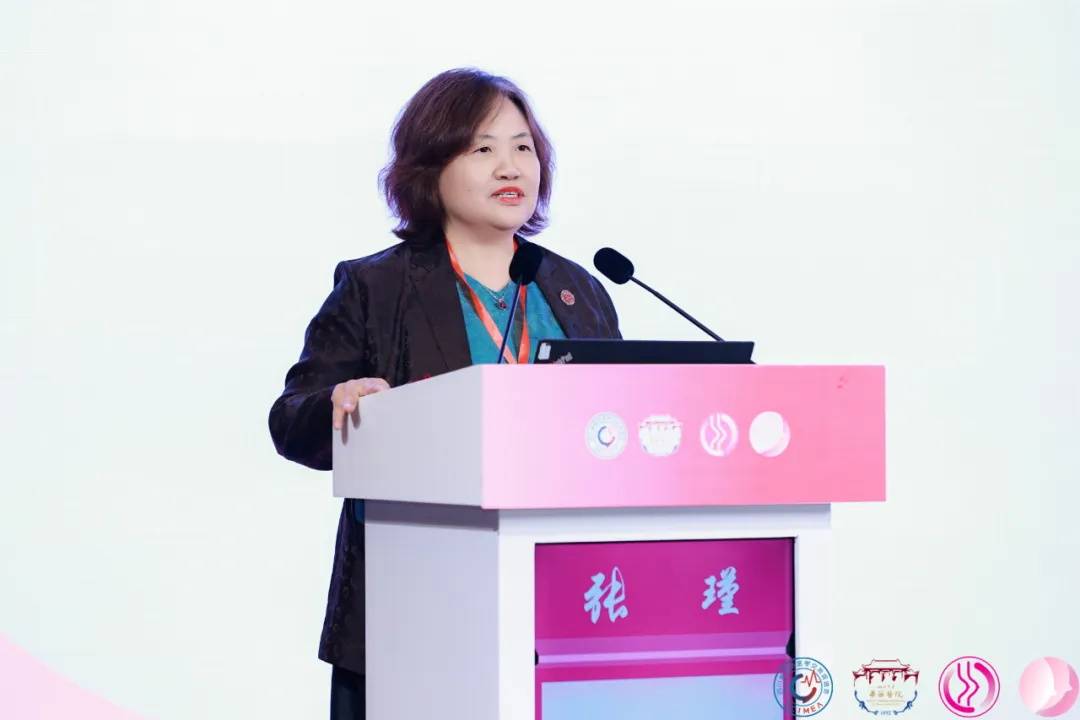 解当下题 创未来局！西岭揽云2025年乳腺癌诊疗规范及新进展论坛在蓉召开