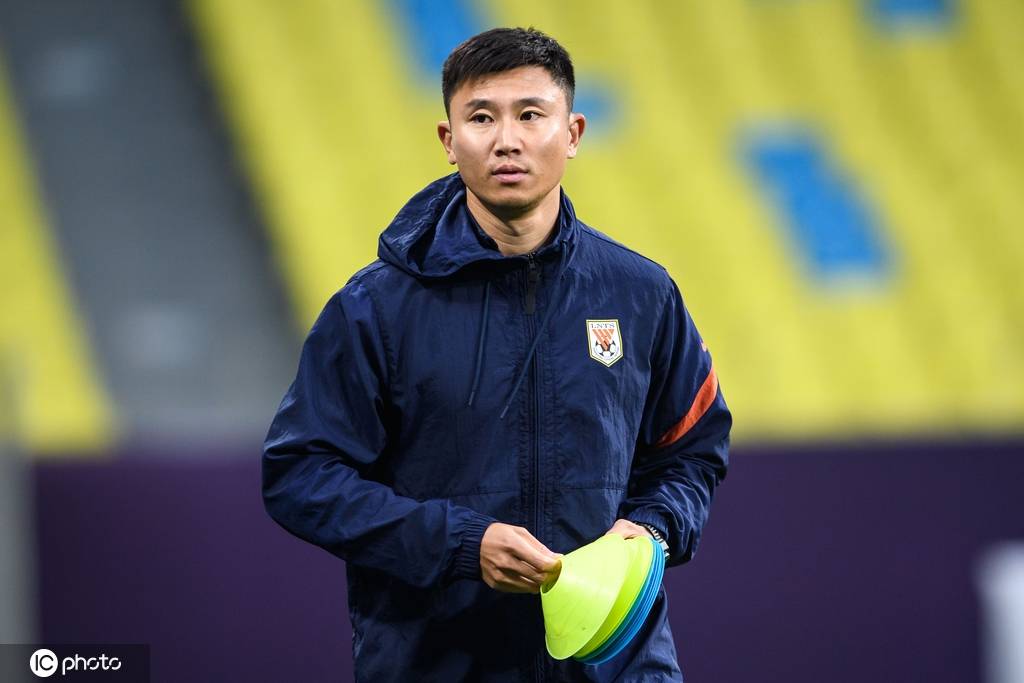 本土少帅上位！前国脚周海滨将出任U15国足主帅