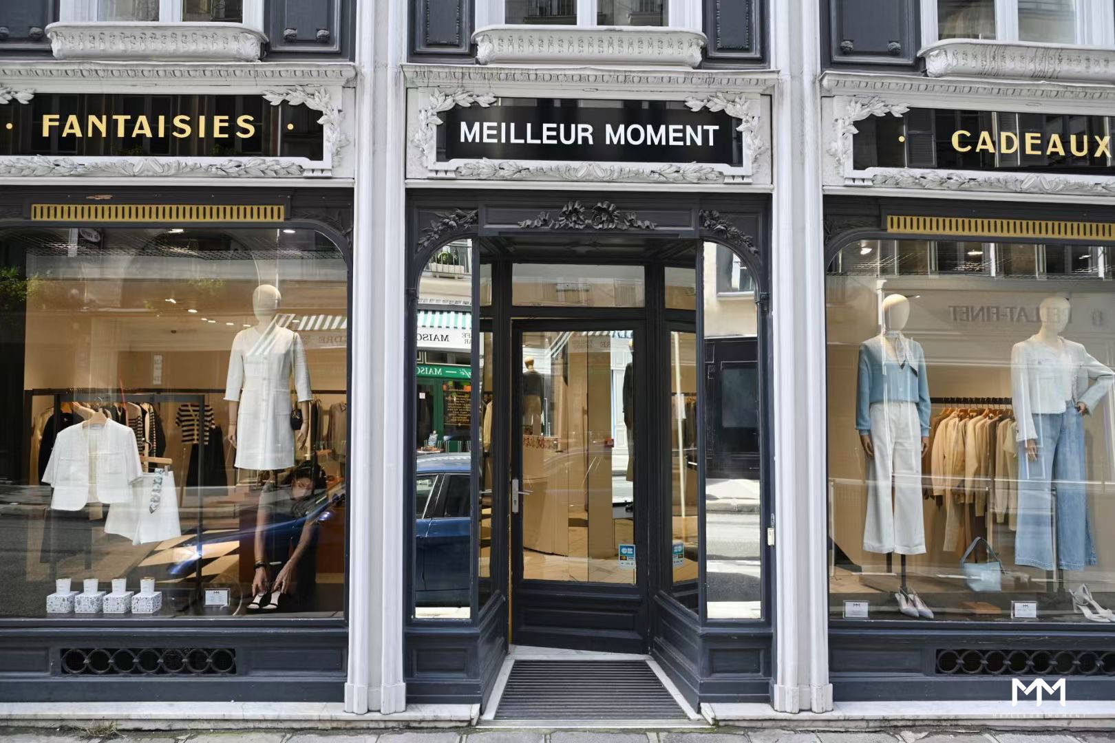 帆船选手们年复一年地回到这片海域,不是为了重复