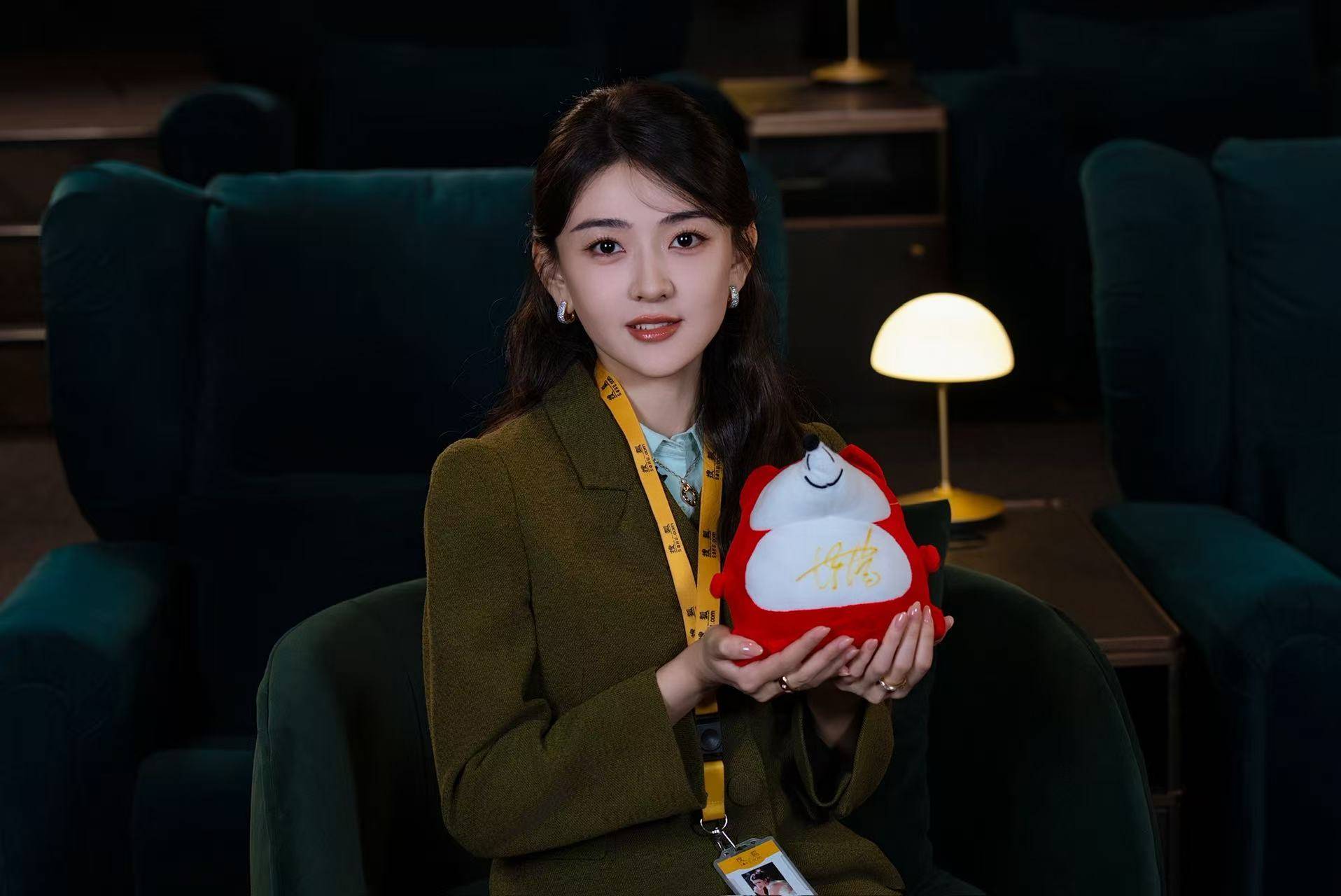 梁洁聊《罚罪2》被哥哥们宠溺超甜 看黄景瑜扮“娇羞甜妹”爆笑