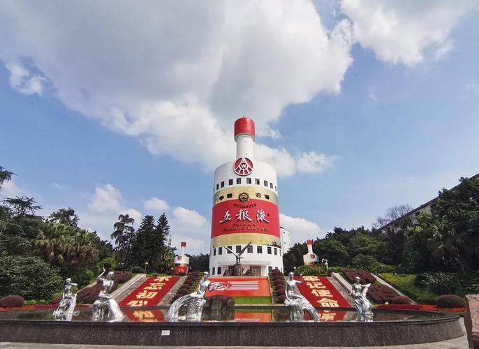 ​年轻人不爱喝白酒，地方银行最着急？-锋巢网