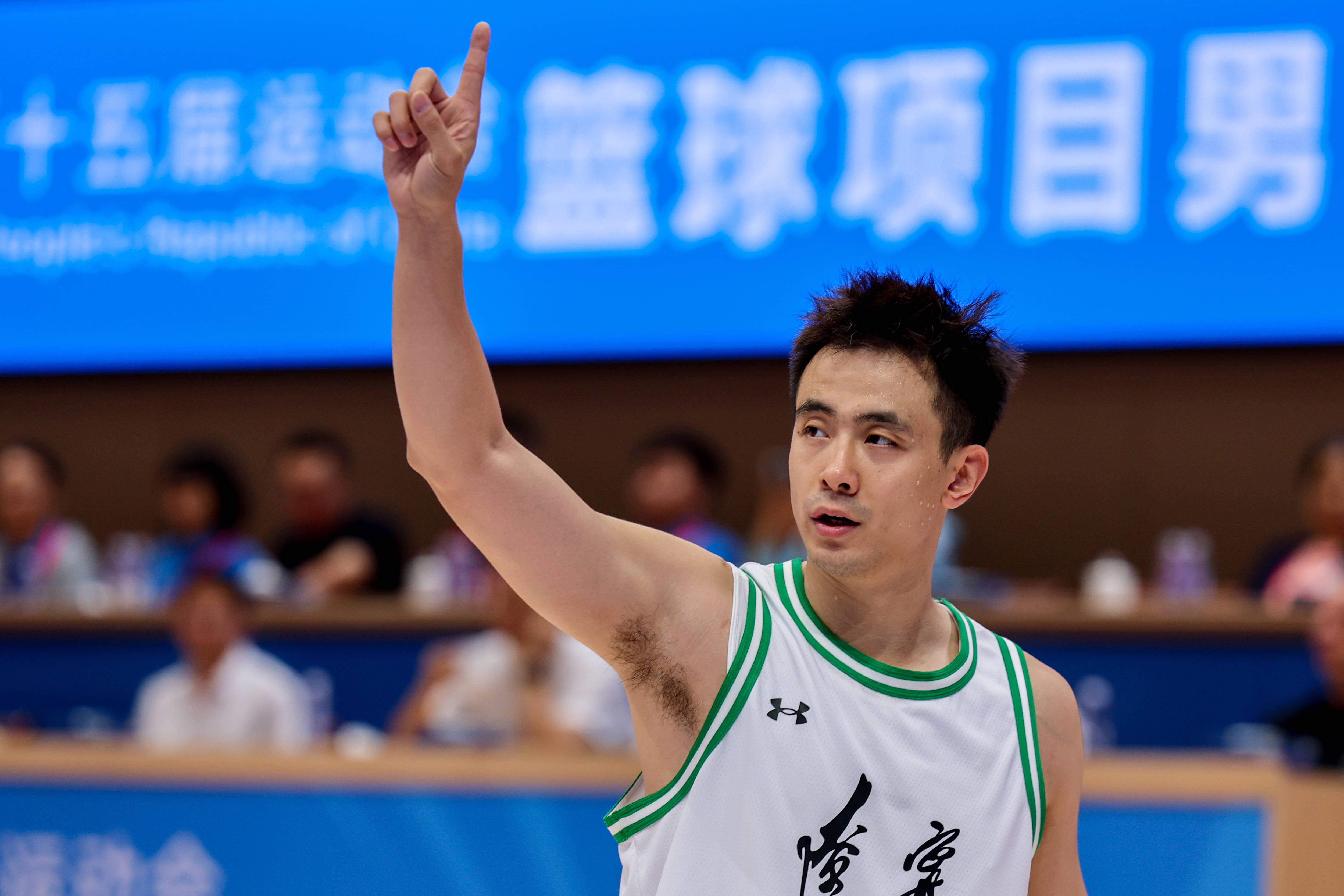 新赛季首秀！曝赵继伟将在对阵新疆的比赛中复出