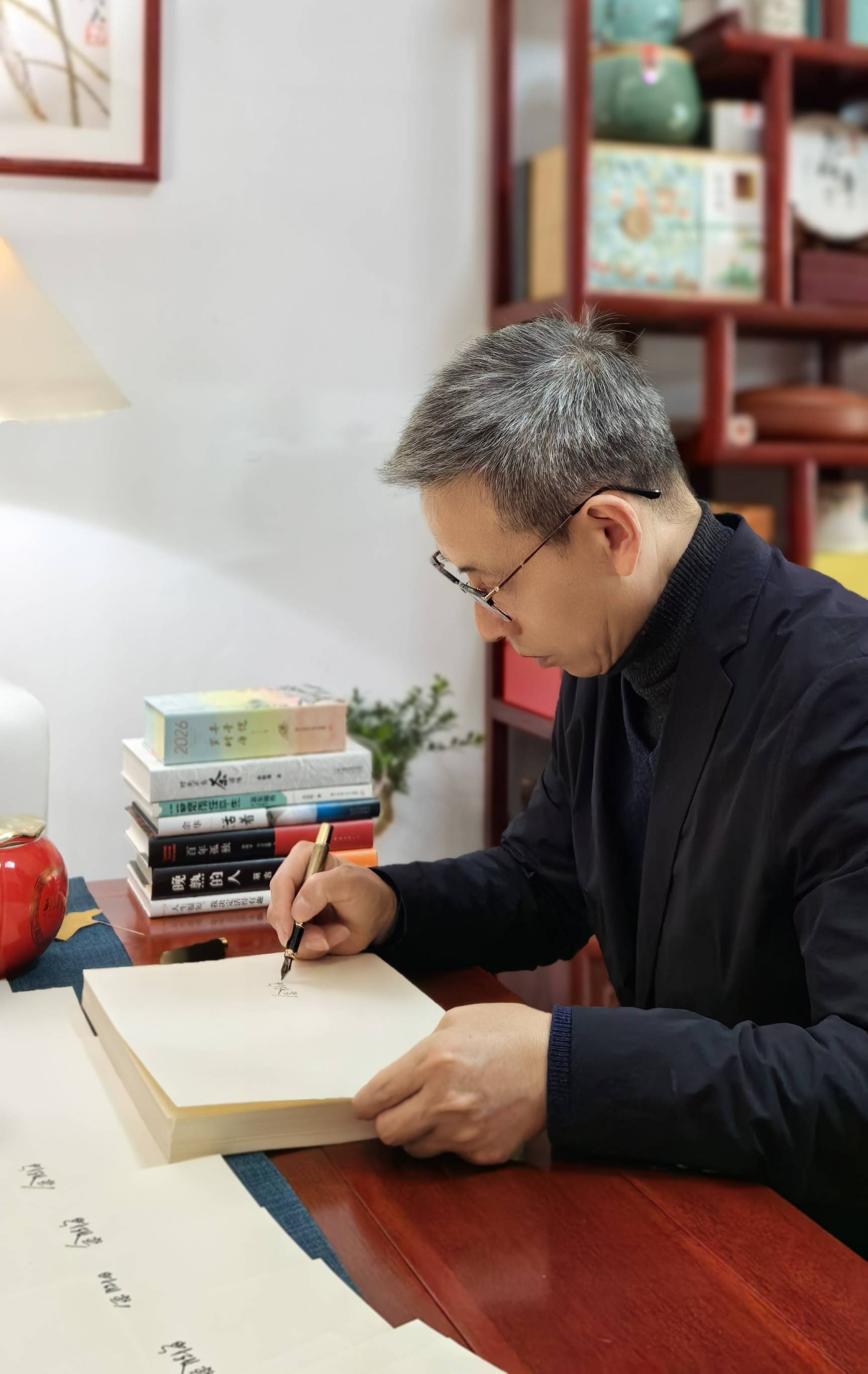 余胜海的新书《奋发有为》为中国企业提供硬核启示