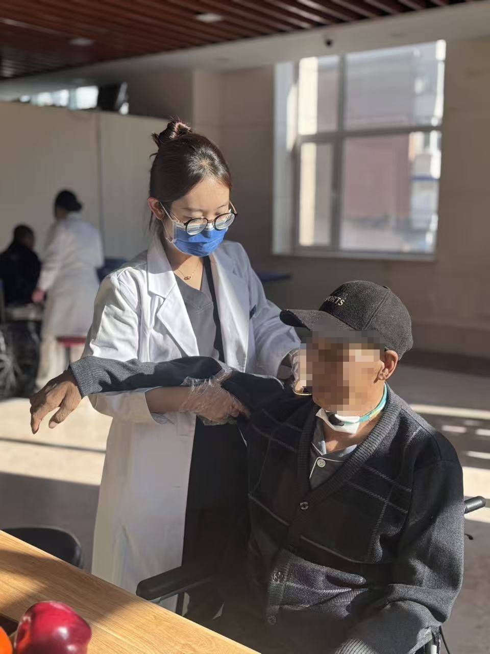 包含安贞医院帮忙挂号陪同看病慢病定期健康随访，病情管控不放松的词条