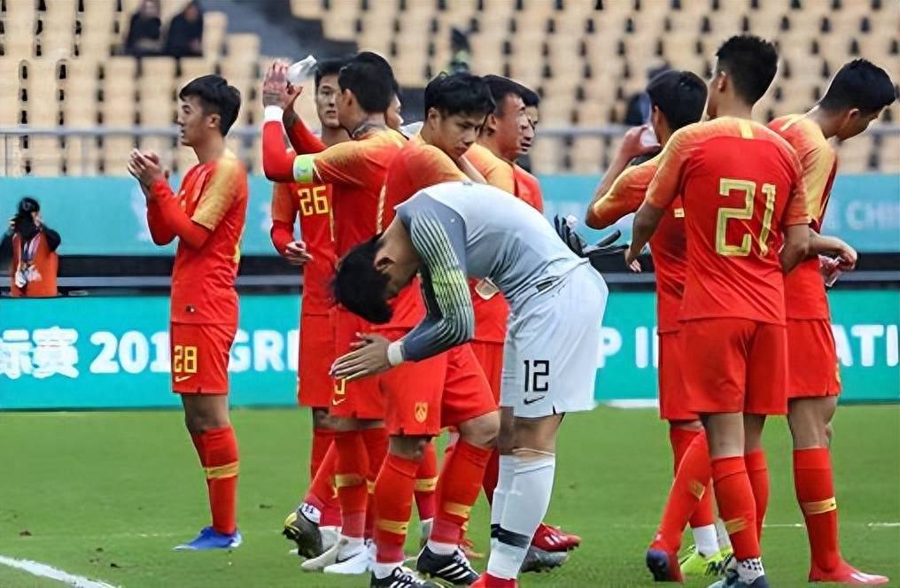 急哭！中国女足生死战来袭，留洋大将有望登场，6