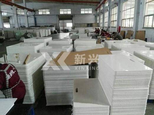 山东冰球控球训练板源头厂家，其应用场景与选型关注点梳理