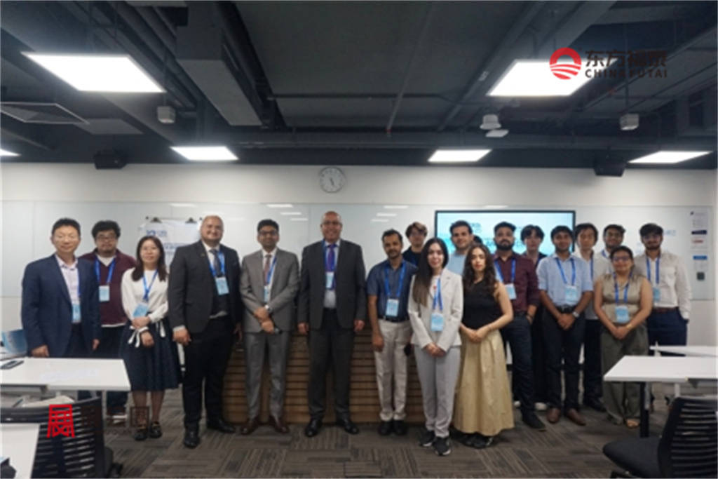 0-Session 5-Group Photo.jpg