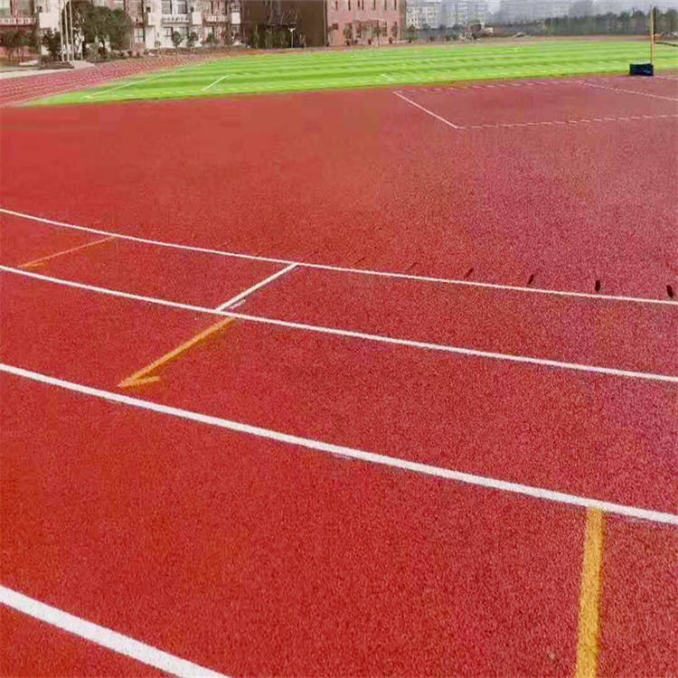 EPDM塑胶跑道 透气型塑胶跑道 混合型塑胶跑道.jpg
