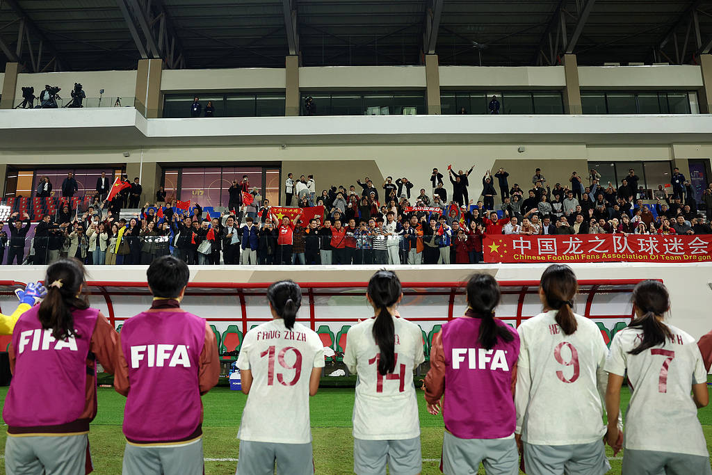 U17女足球员：赛前很多人不看好我们 那就赢给他们看