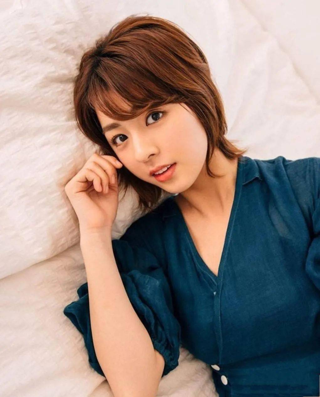 翻牌||南野拓实极品女友,出道10年_日本_百合_作品