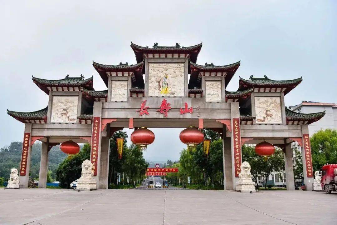 巩义市"网红地标"等你捧出道!