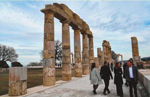 古马其顿王国宫殿遗址重新向公众开放_希腊_周边地区_游客