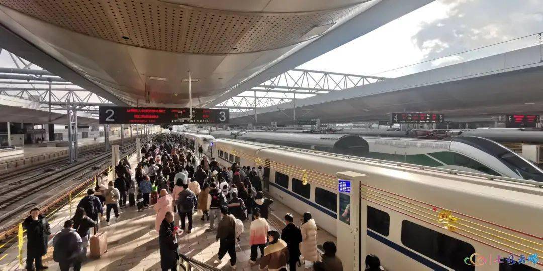 雲南鐵路1月10日起實施一季度列車運行圖_昆明_動車