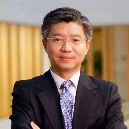 会副主任委员陆雄文嘉宾介绍江苏金峰水泥集团党委书记,总经理徐云飞