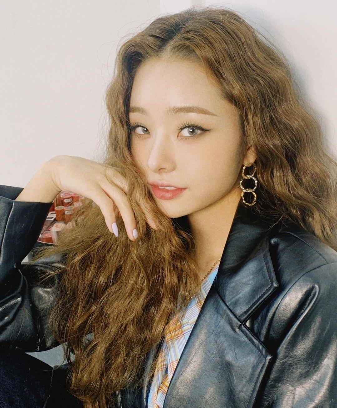 "单身即地狱"大女主是什么发型?_中国_人类_形象