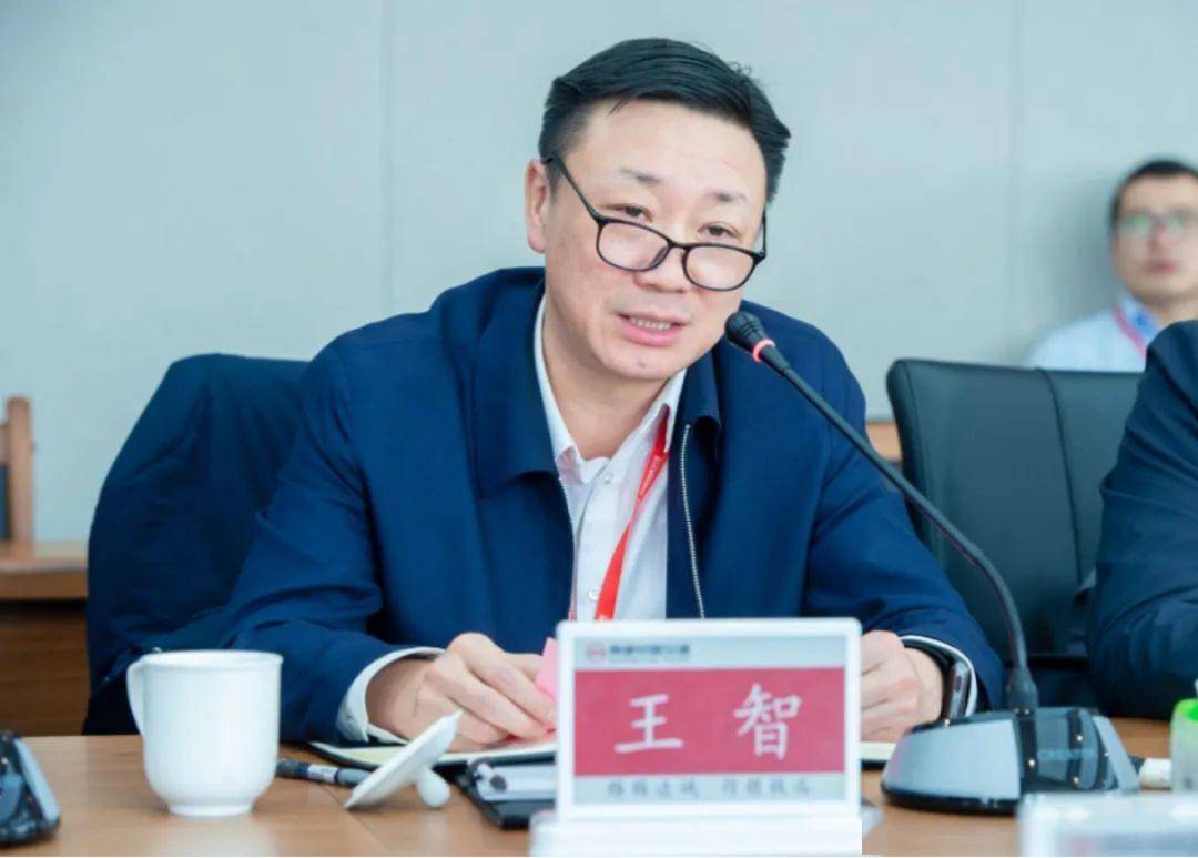 王智,男,汉族,1970年3月生,省委党校研究生,中共党员,曾任南通城市