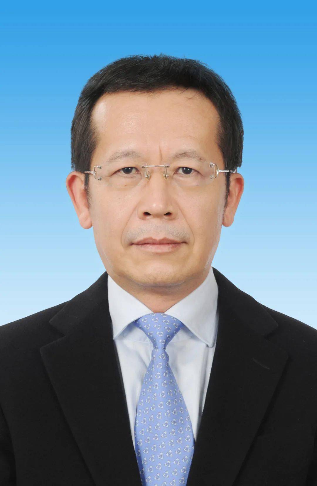 1972年9月生,在职研究生,硕士,中共党员,现任南通市人民政府副市长