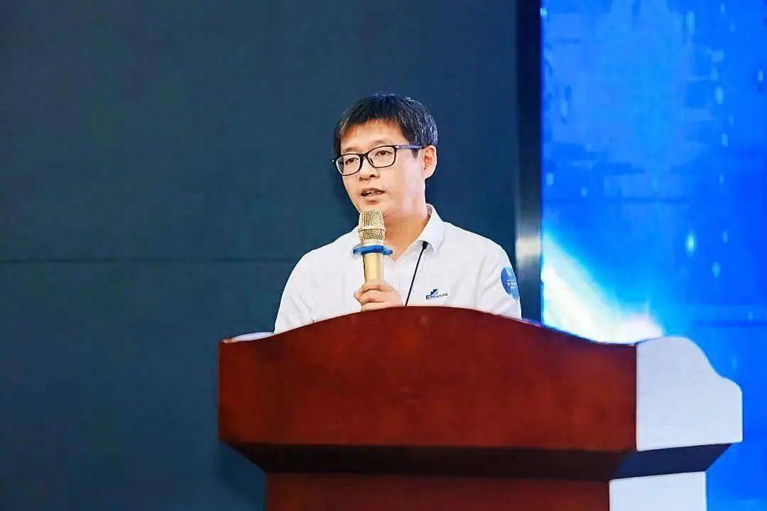 50岁上市公司高管死亡,死因被扒,最后照片流出,死前一句话诡异_吴刚