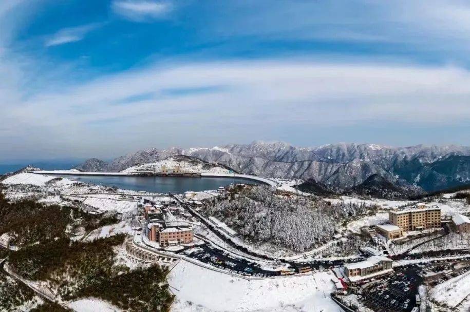 長三角冰雪運動攻略來了→_高山滑雪_樂園_世界