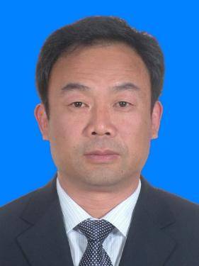 男,中共党员,1962年12月生,高密人,现任豪迈集团股份有限公司党委书记