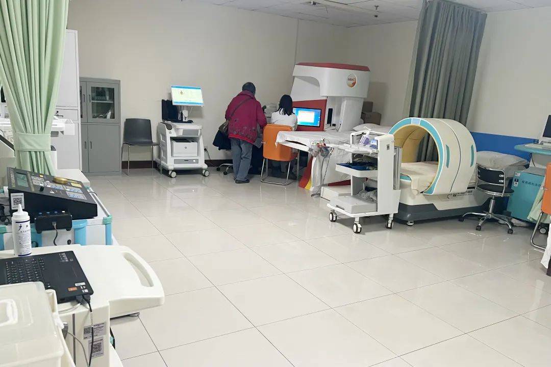 普陀这个工匠创新工作室让糖尿病"无处遁形"_雷涛_并发症_病变