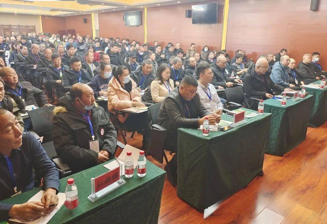 太仆寺旗举办农畜产品质量安全监管员、协管员培训班