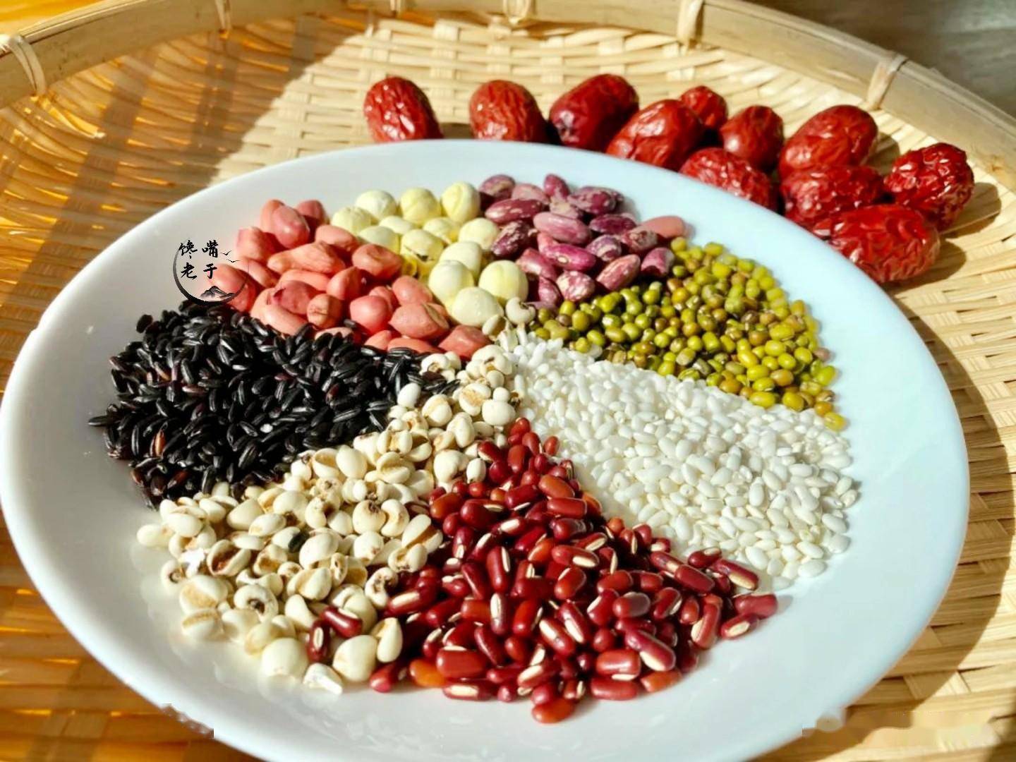 煮腊八粥,切记:5样食材不能少,寓意"五福临门",为家人添福_奶奶_朋友