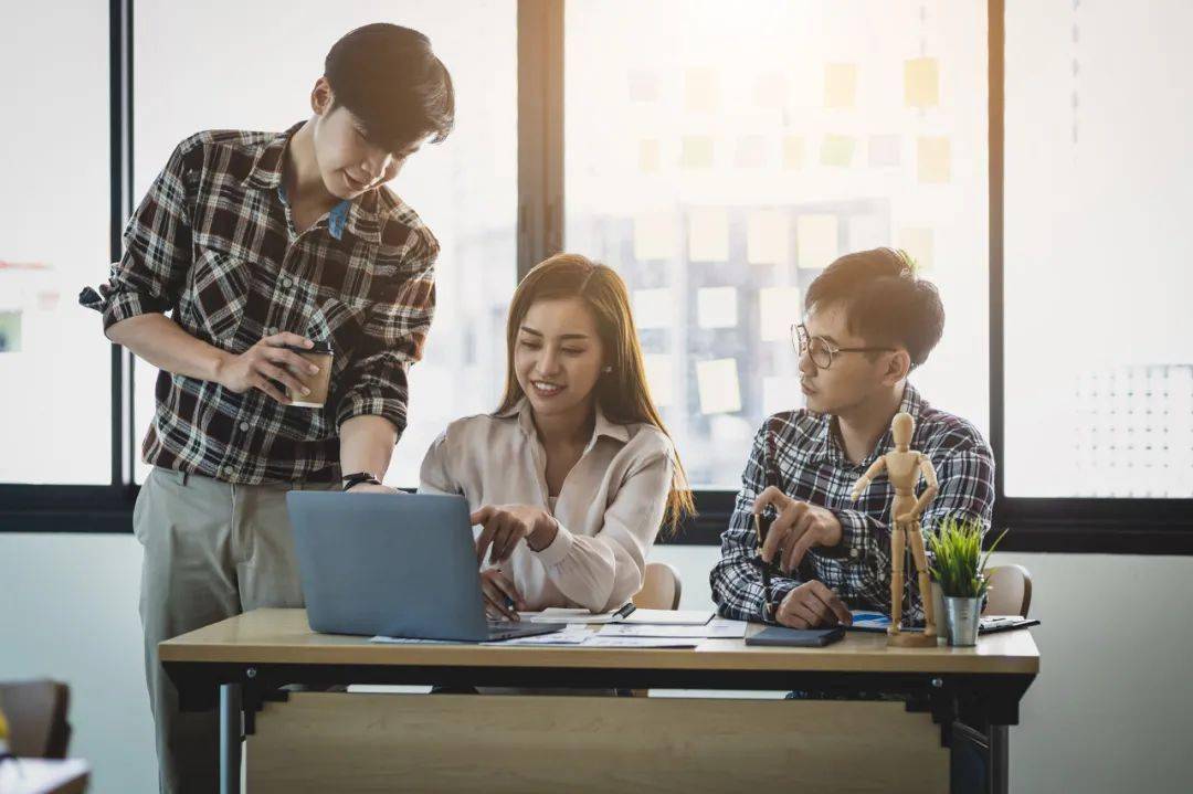 人生建议:千万不要在职场上当"学生"_工作_领导_成长