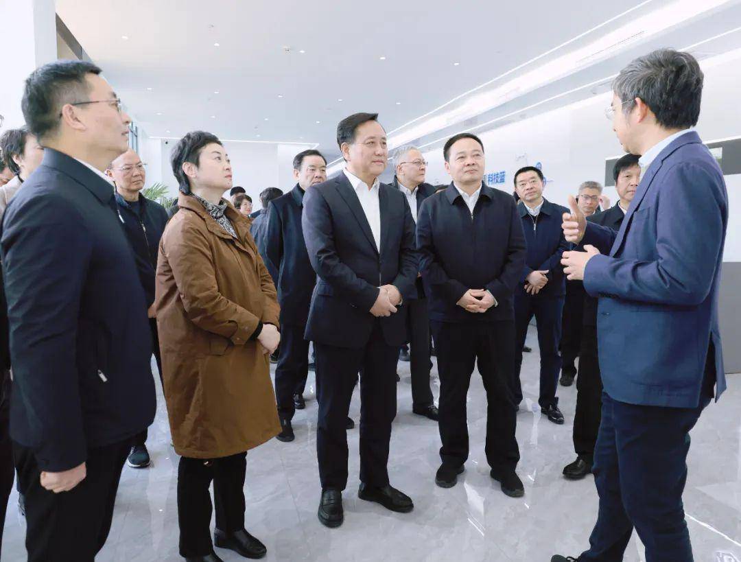 区党政代表团赴上饶学习考察并举行上饶市·松江区合作交流座谈会