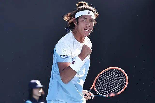 张之臻横扫科里亚 生涯首次晋级澳网男单次轮 不愧是一哥