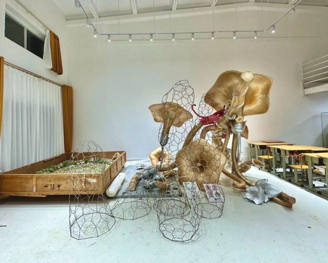 李琳琳:在这里,供养自己 | 100 · 艺术家工作室_艺术创作者_生活