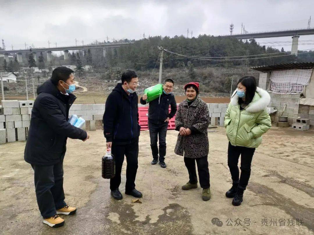 市残联赴黔西市红林乡开展春节慰问,慰问困难残疾人,留守儿童,困难老
