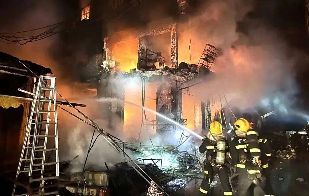 自建房火灾隐患突出 别让小火惹"大祸"_民房_杂物_死亡