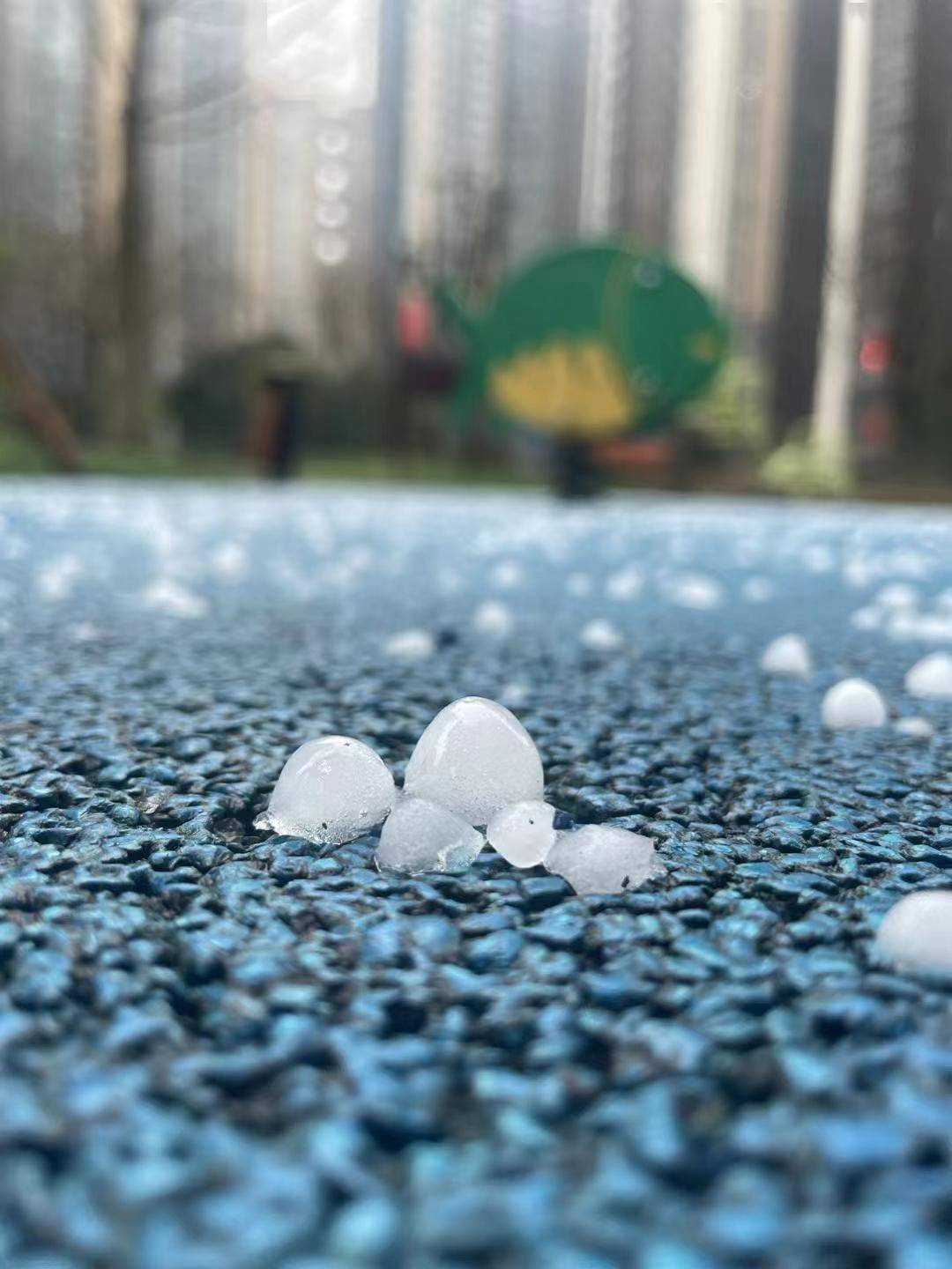 贵阳刚刚还下起了冰雹……_天气_白云区_灾害