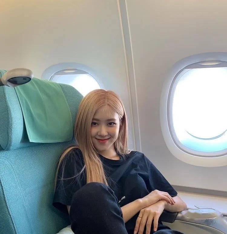 虽然我们 get不到 blackpink的颜,但同款发色还是