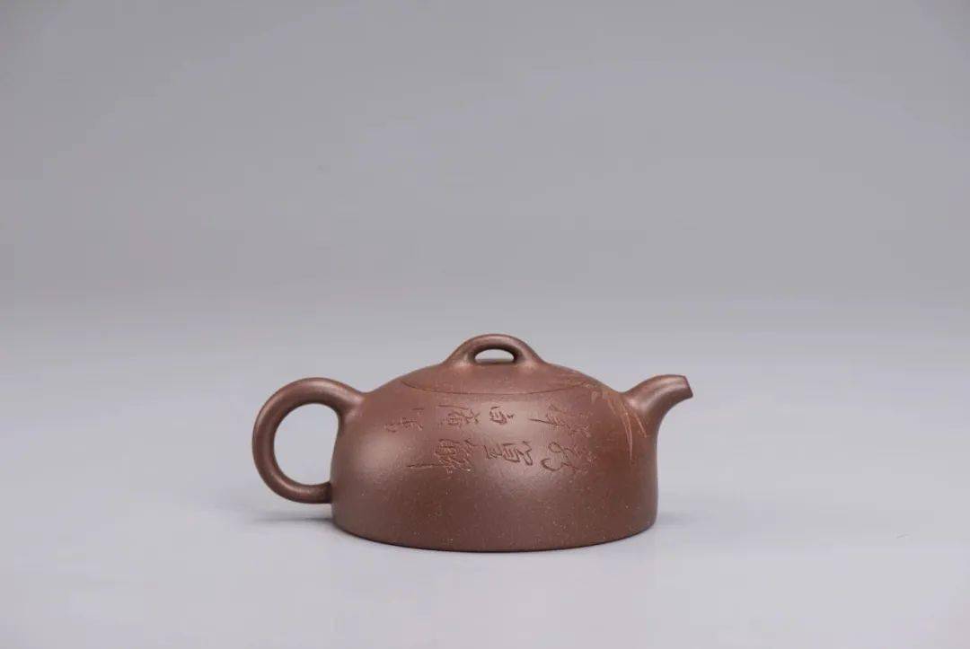 2023允臧斋艺术秋季拍卖会—张宇峰制谭海鸥刻· 半月_紫砂_台北