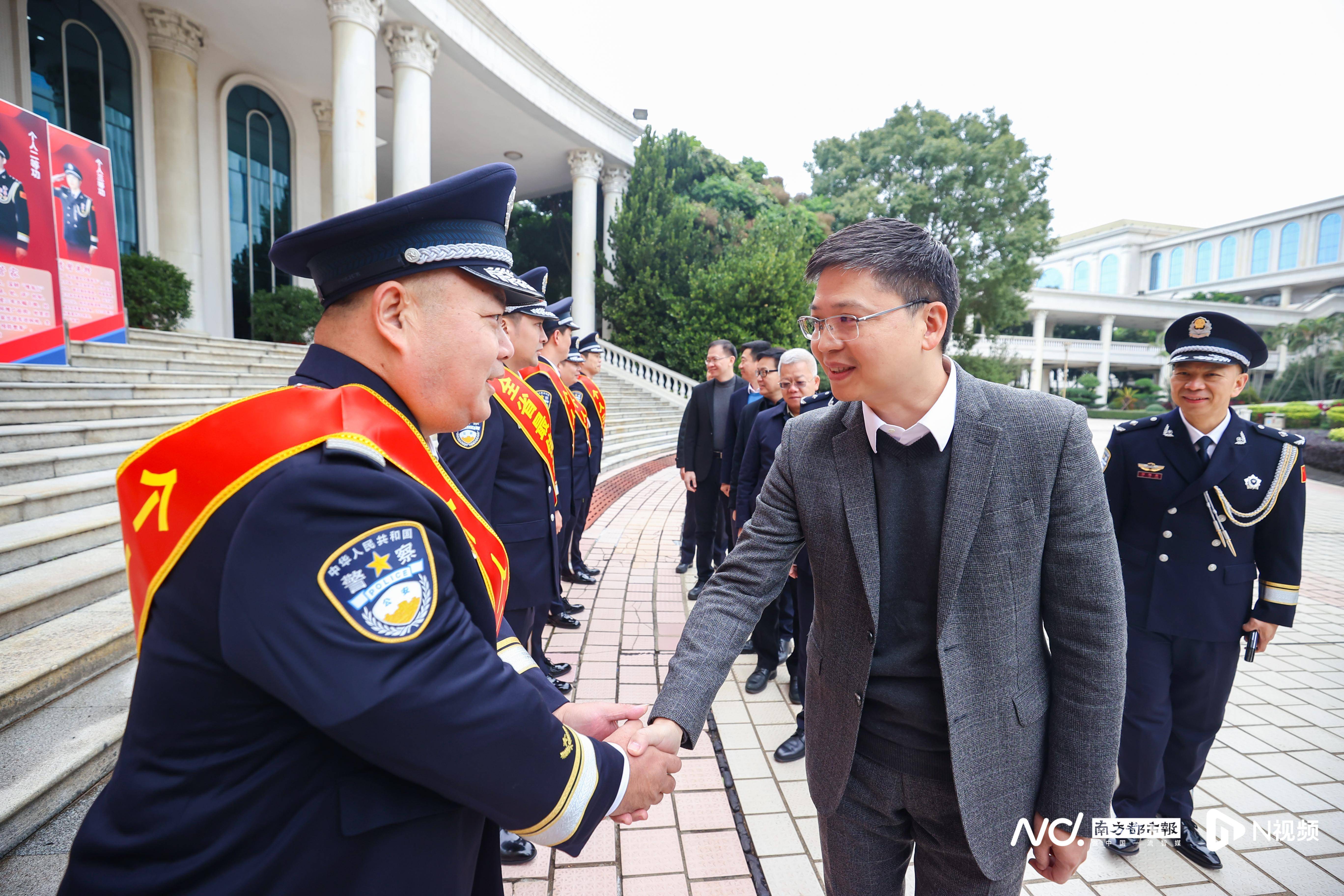 顺德区公安局召开年度工作总结会,表彰一批先进集体和个人