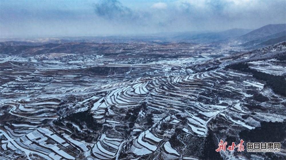 大美关山 水墨梯田_甘肃_庄浪县_图片