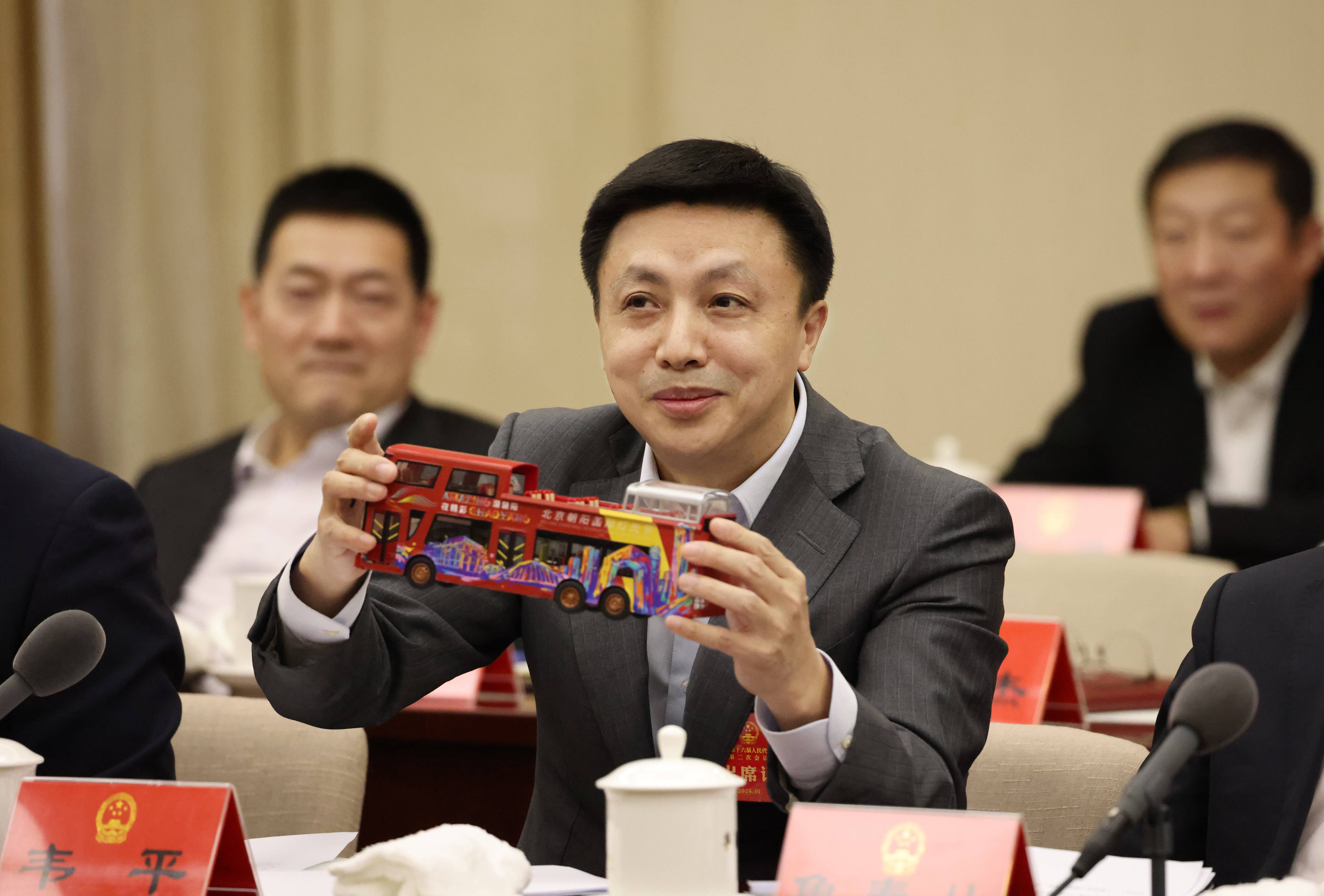 时尚朝阳观光巴士计划今年上线,线路途经三里屯等主要地标_韦平_北京