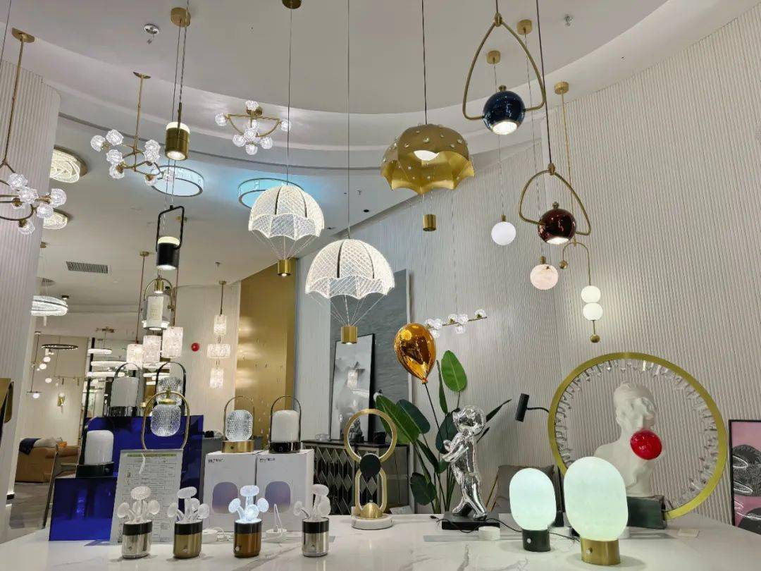 品牌风采 | 仟荟·美时美克灯饰全新升级,打造光与影的现代轻奢世界