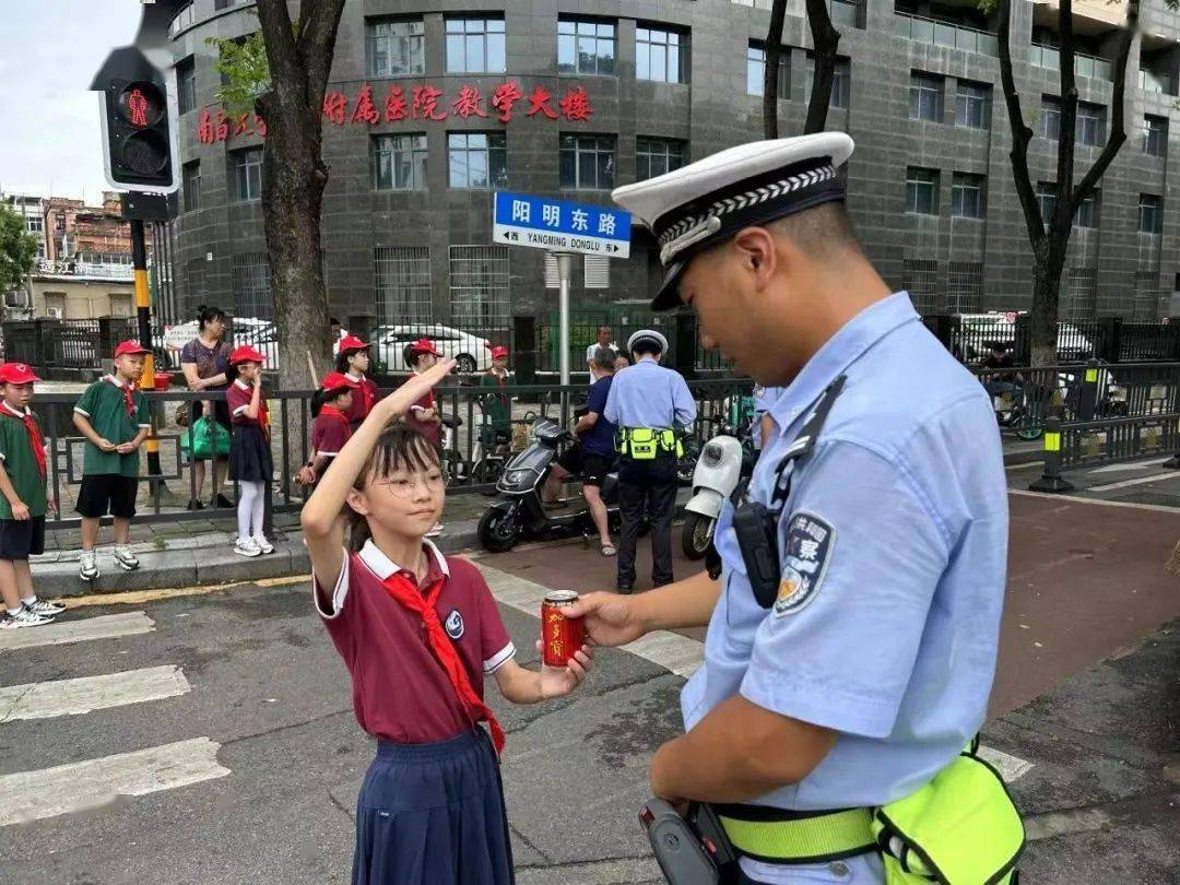 【文明校园巡礼】南昌市南京路小学:文明创建,永远在路上
