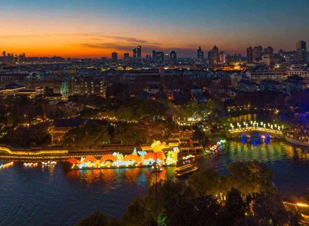 南京城_灯彩_白鹭洲公园
