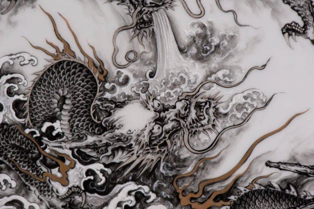 紫韵天成 | 2023允臧斋艺术秋季拍卖会—郑浪·宜景窑· 九龙戏珠茶盘