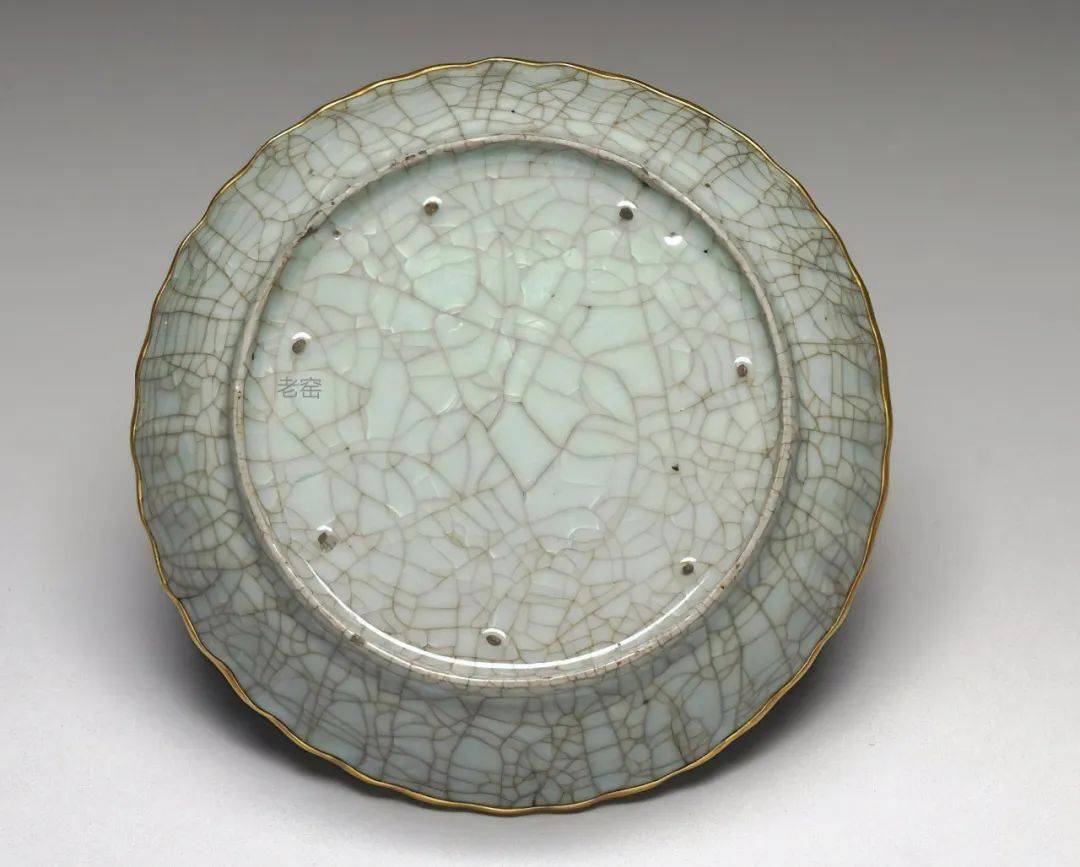细品:馆藏和拍卖成交的南宋官窑精品