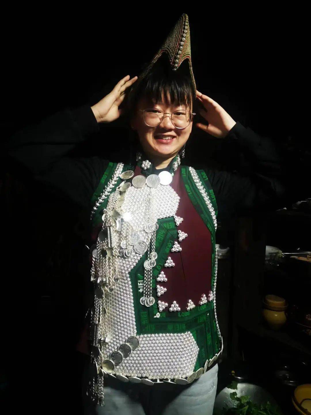 将山川梯田穿在身上的哈尼服饰-红河县洛么村田野日志(8)-2024年1月27