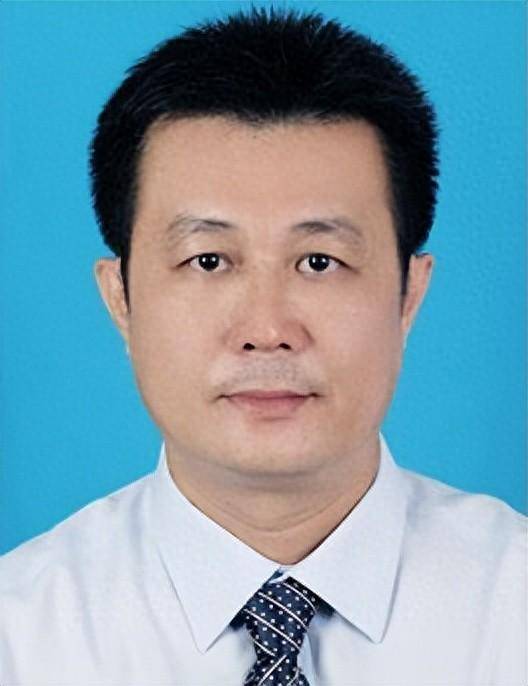 李永群,主动投案!_海南_消息_显示