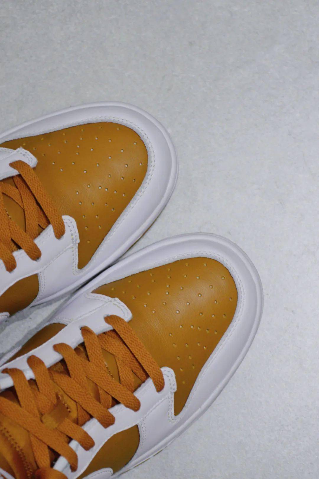 nike dunk low retro dark curry