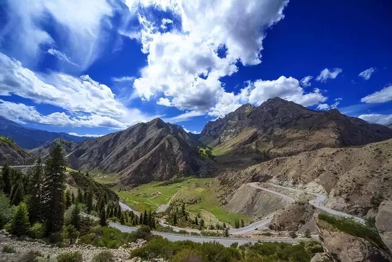 国内绝美的9条自驾公路,沿途风景名胜让你目不暇接,一路都是惊喜!