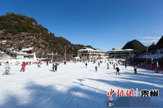 相約冬季六盤水 邂逅南方冰雪_遊客_滑雪場_溫泉